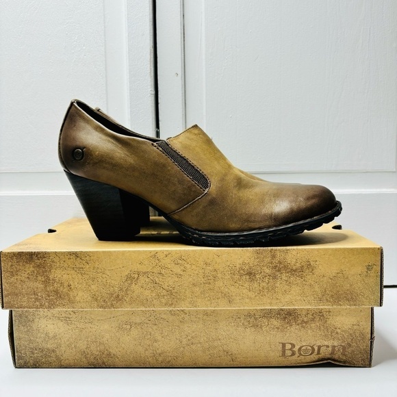 New BORN Gertrude Brown Mudd Block Heel Shoes Size 9 - Picture 6 of 10